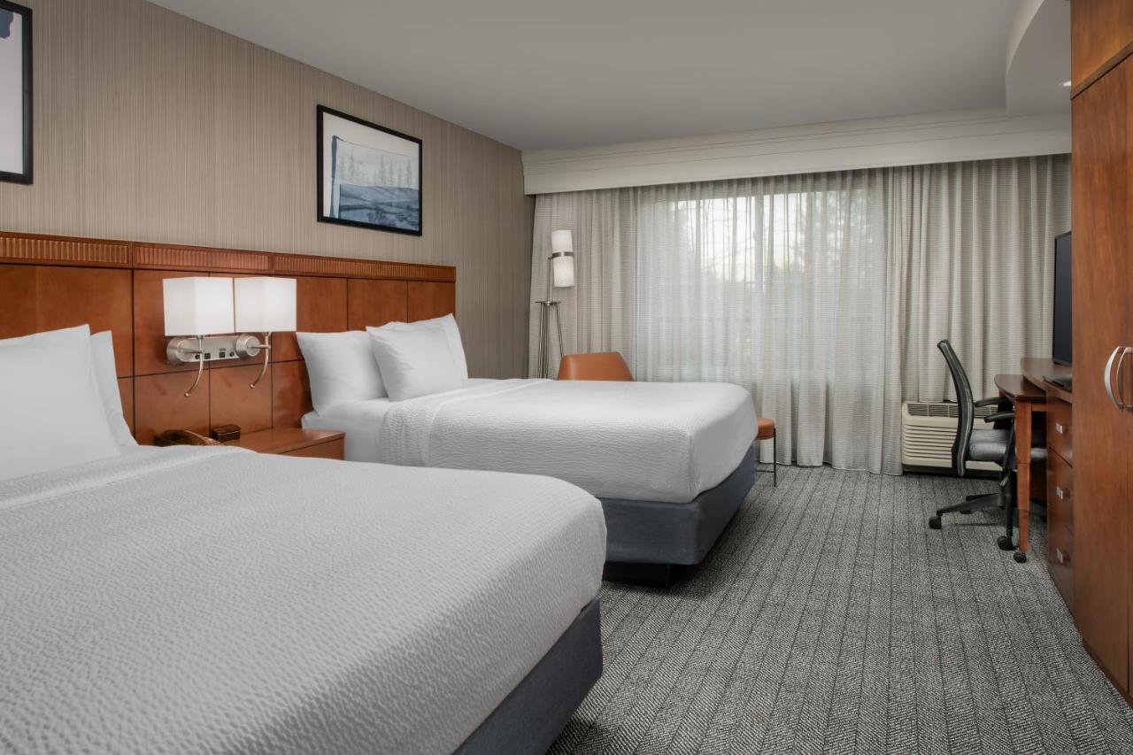 מלון Courtyard By Marriott Seattle קירקלנד מראה חיצוני תמונה