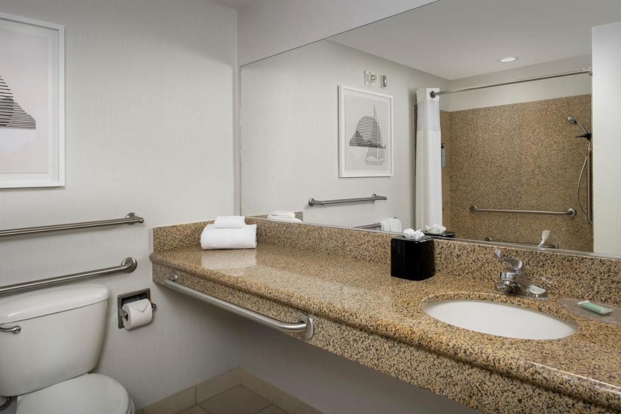 מלון Courtyard By Marriott Seattle קירקלנד מראה חיצוני תמונה