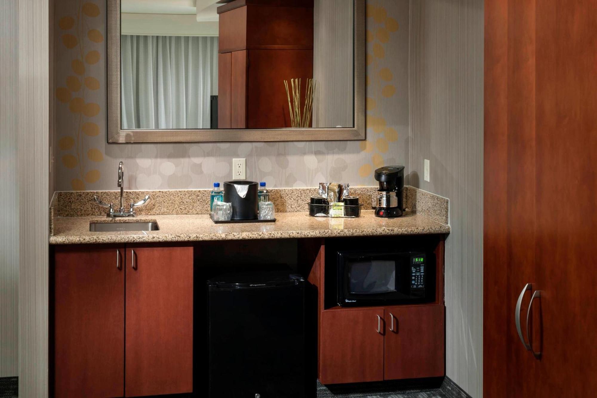 מלון Courtyard By Marriott Seattle קירקלנד מראה חיצוני תמונה