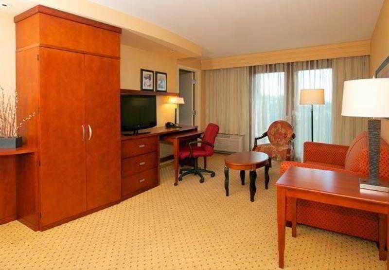 מלון Courtyard By Marriott Seattle קירקלנד חדר תמונה