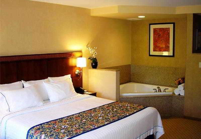 מלון Courtyard By Marriott Seattle קירקלנד מראה חיצוני תמונה